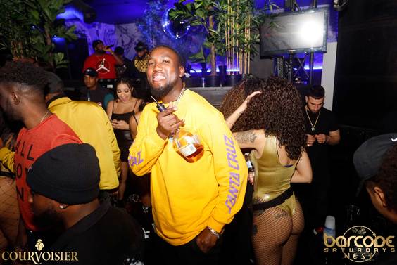 Barcode Saturdays Toronto Nightclub Nightlife Bottle service ladies free hip hop trap dancehall reggae soca afro beats caribana 014